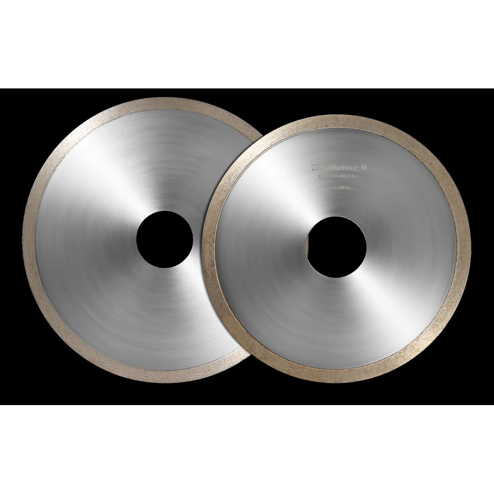 Ceramic saw blade