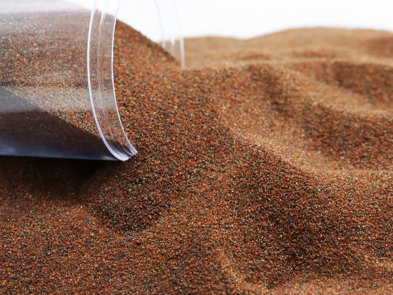 Pouring rock garnet abrasive 80A+ grains